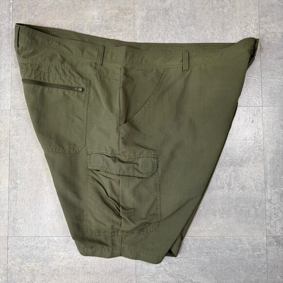 Cabela's Olive Green Utility Cargo Hiking Shorts Mens Sz 46 Flat Front High Rise - Picture 3 of 9